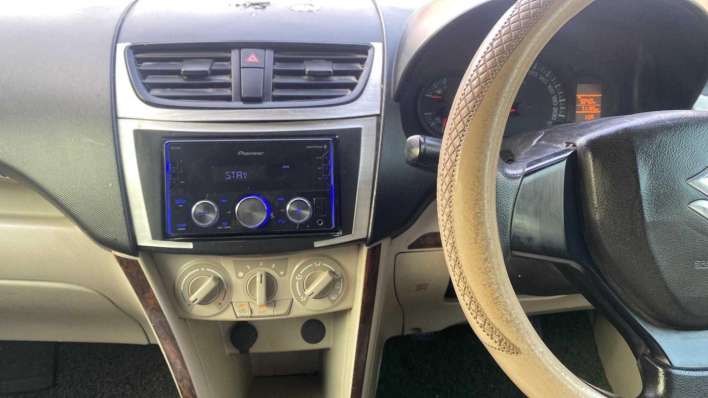 2020 Maruti Swift Dzire TOUR S-CNG, CNG, Manual, 71,220 km, Infotainment System
