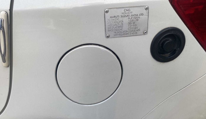 2020 Maruti Swift Dzire TOUR S-CNG, CNG, Manual, 71,220 km, Left quarter panel - Minor scratches