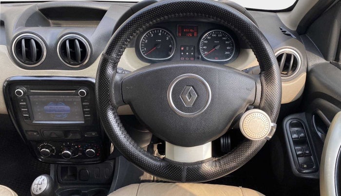 2014 Renault Duster 85 PS RXL DIESEL, Diesel, Manual, 69,006 km, Steering Wheel Close Up