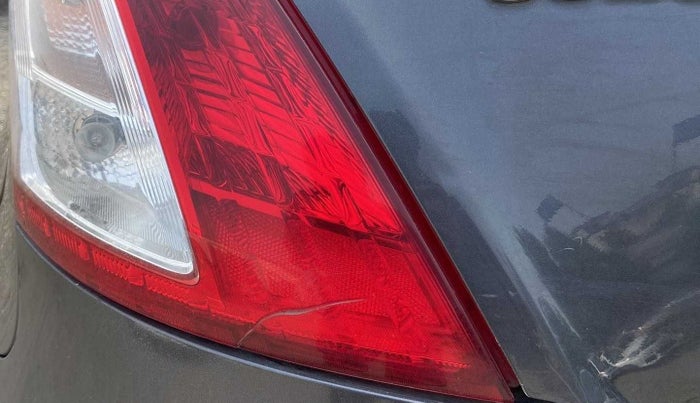 2016 Maruti Swift VXI, Petrol, Manual, 58,713 km, Left tail light - Minor damage