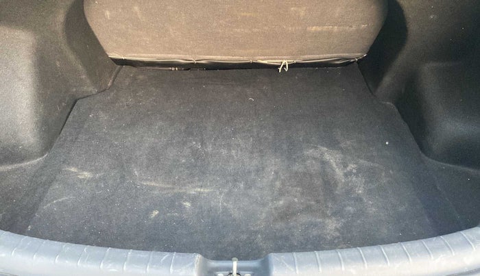 2021 Hyundai AURA S 1.2, Petrol, Manual, 17,499 km, Boot Inside