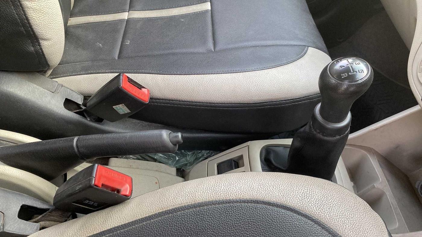 2019 Maruti Alto VXI, Petrol, Manual, 21,733 km, Gear Lever
