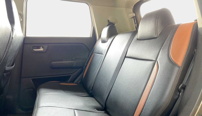 2020 Maruti New Wagon-R VXI (O) 1.0, Petrol, Manual, 29,957 km, Right Side Rear Door Cabin