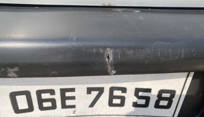 2010 Maruti Alto LXI, Petrol, Manual, 39,450 km, Rear bumper - Minor scratches