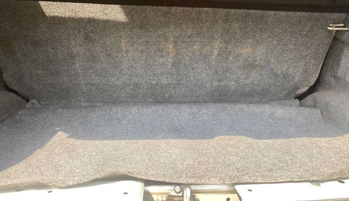 2010 Maruti Alto LXI, Petrol, Manual, 39,450 km, Boot Inside