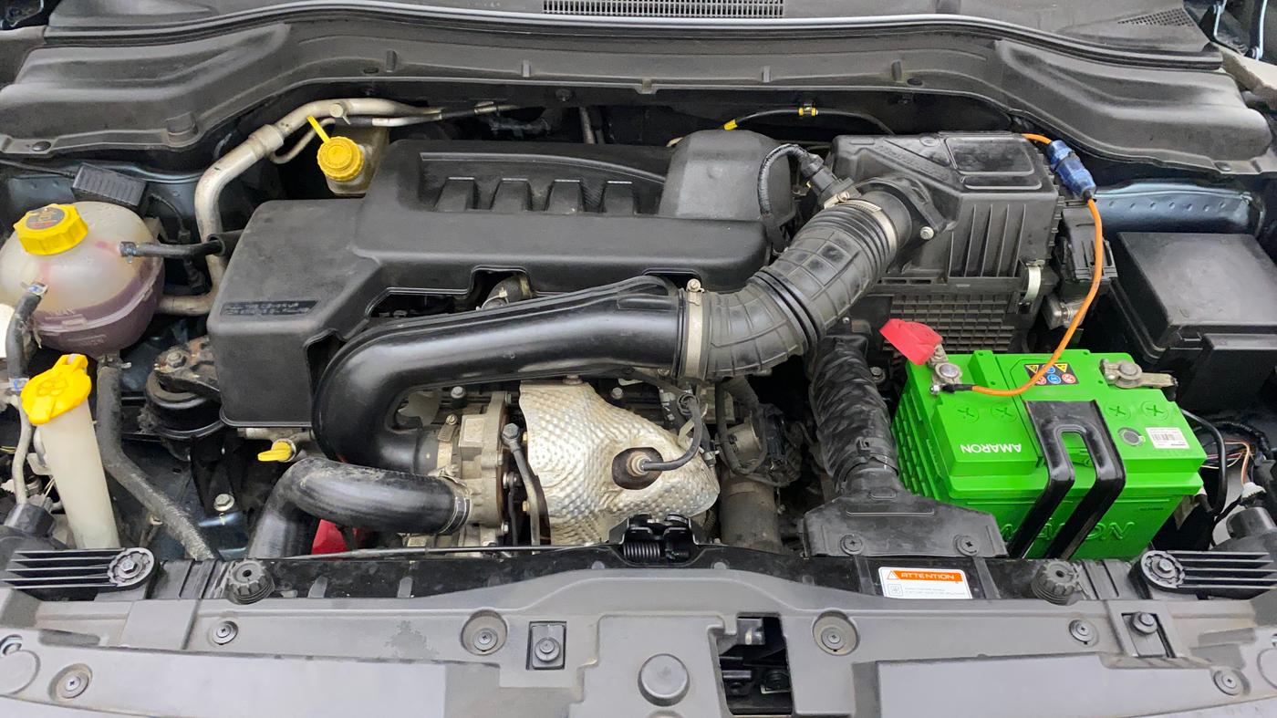 2020 Mahindra XUV300 W8 (O) 1.5 DIESEL, Diesel, Manual, 50,895 km, Open Bonet