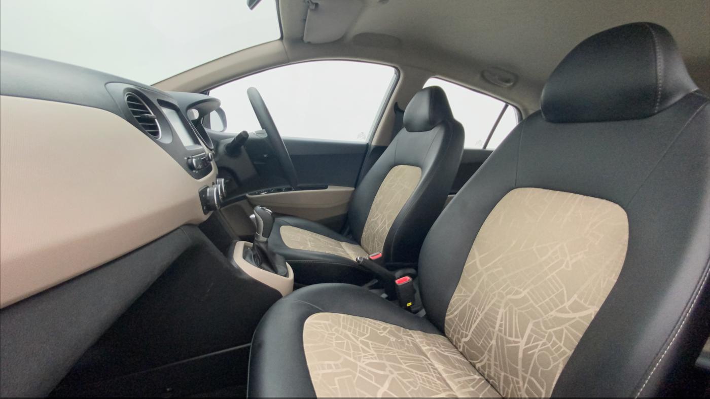 2019 Hyundai Grand i10 SPORTZ AT 1.2 KAPPA VTVT, Petrol, Automatic, 18,760 km, Right Side Front Door Cabin