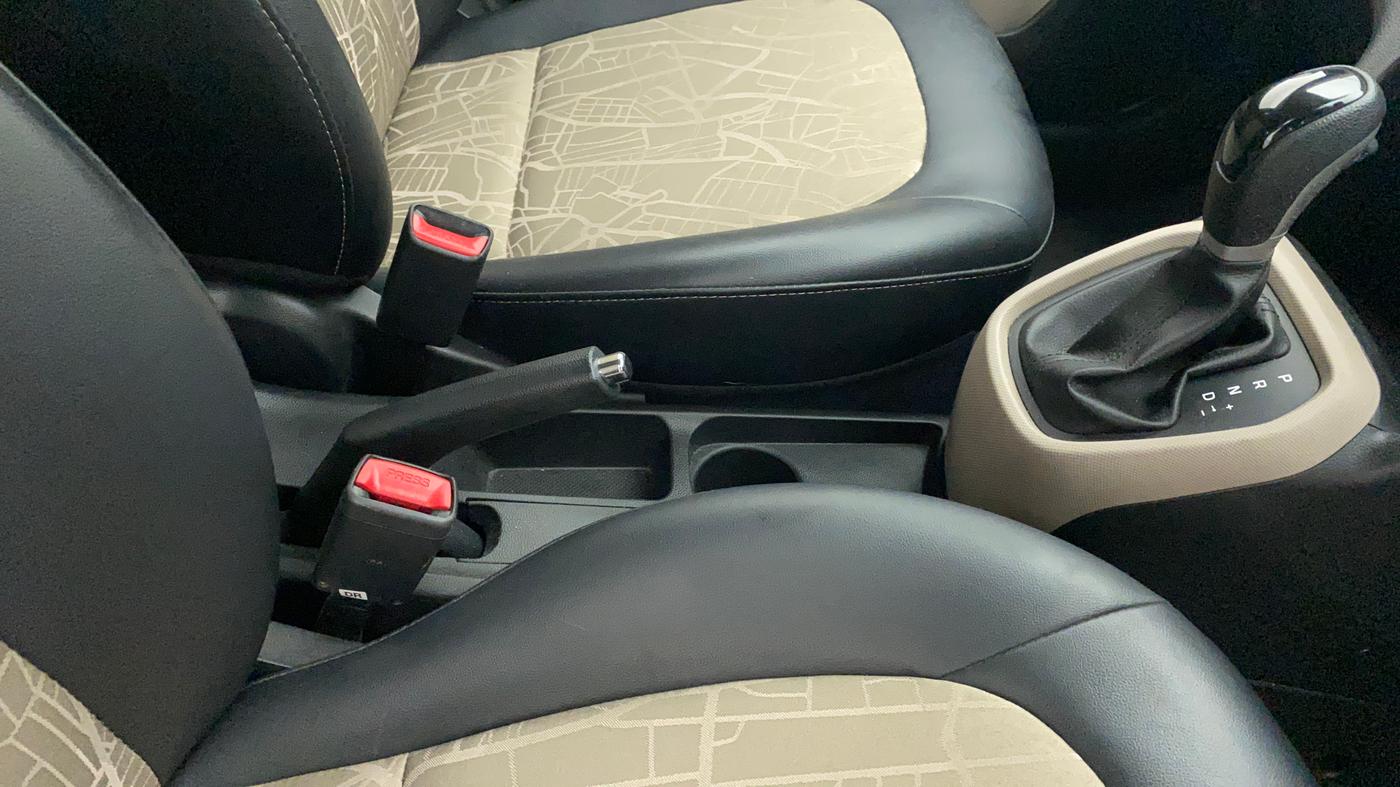 2019 Hyundai Grand i10 SPORTZ AT 1.2 KAPPA VTVT, Petrol, Automatic, 18,760 km, Gear Lever