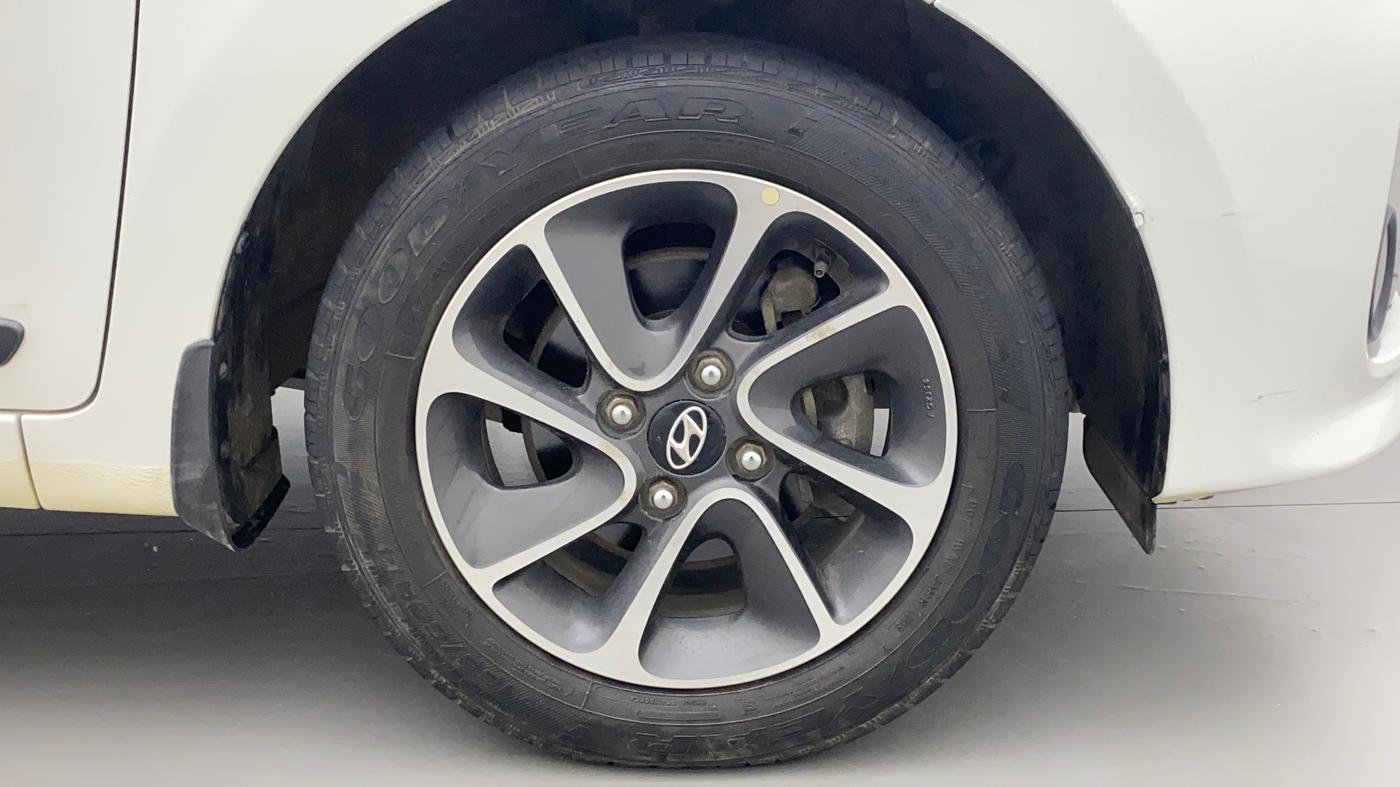 2019 Hyundai Grand i10 SPORTZ AT 1.2 KAPPA VTVT, Petrol, Automatic, 18,760 km, Right Front Wheel
