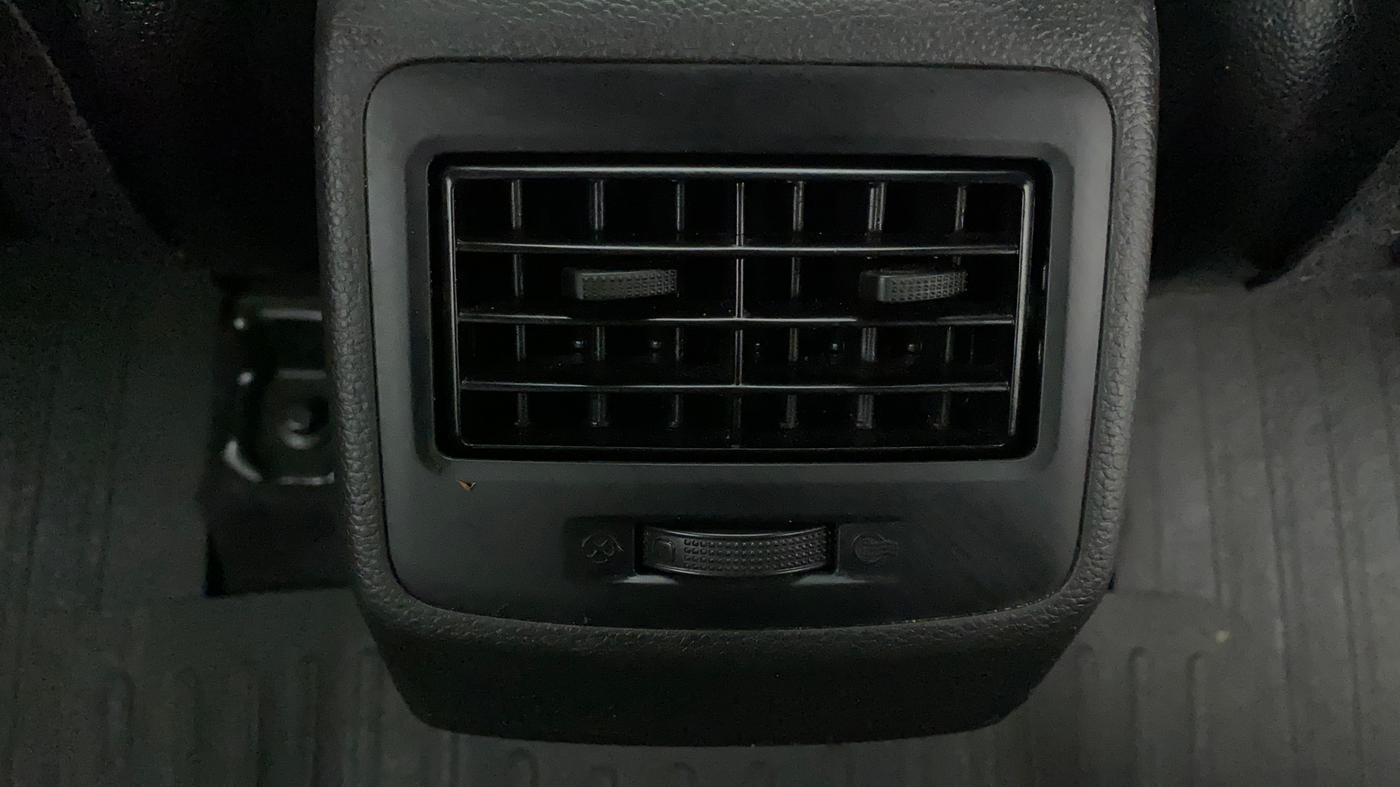 2019 Hyundai Grand i10 SPORTZ AT 1.2 KAPPA VTVT, Petrol, Automatic, 18,760 km, Rear AC Vents