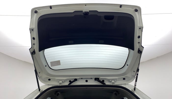 2022 Tata ALTROZ XZA PLUS, Petrol, Automatic, 13,116 km, Boot Door Open