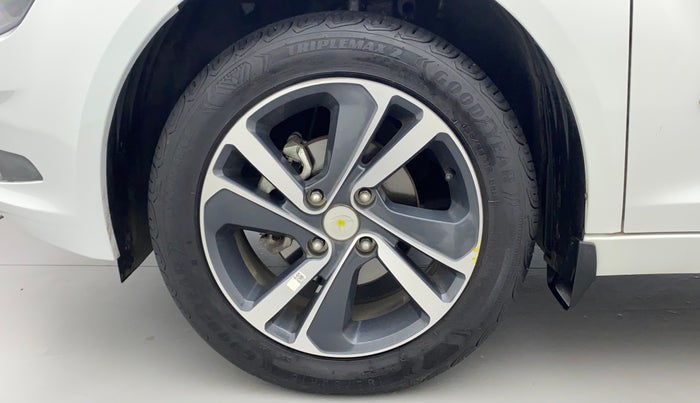 2022 Tata ALTROZ XZA PLUS, Petrol, Automatic, 13,116 km, Left Front Wheel