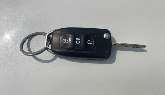 2019 Tata Tiago XZ PETROL, Petrol, Manual, 47,433 km, Key Close Up