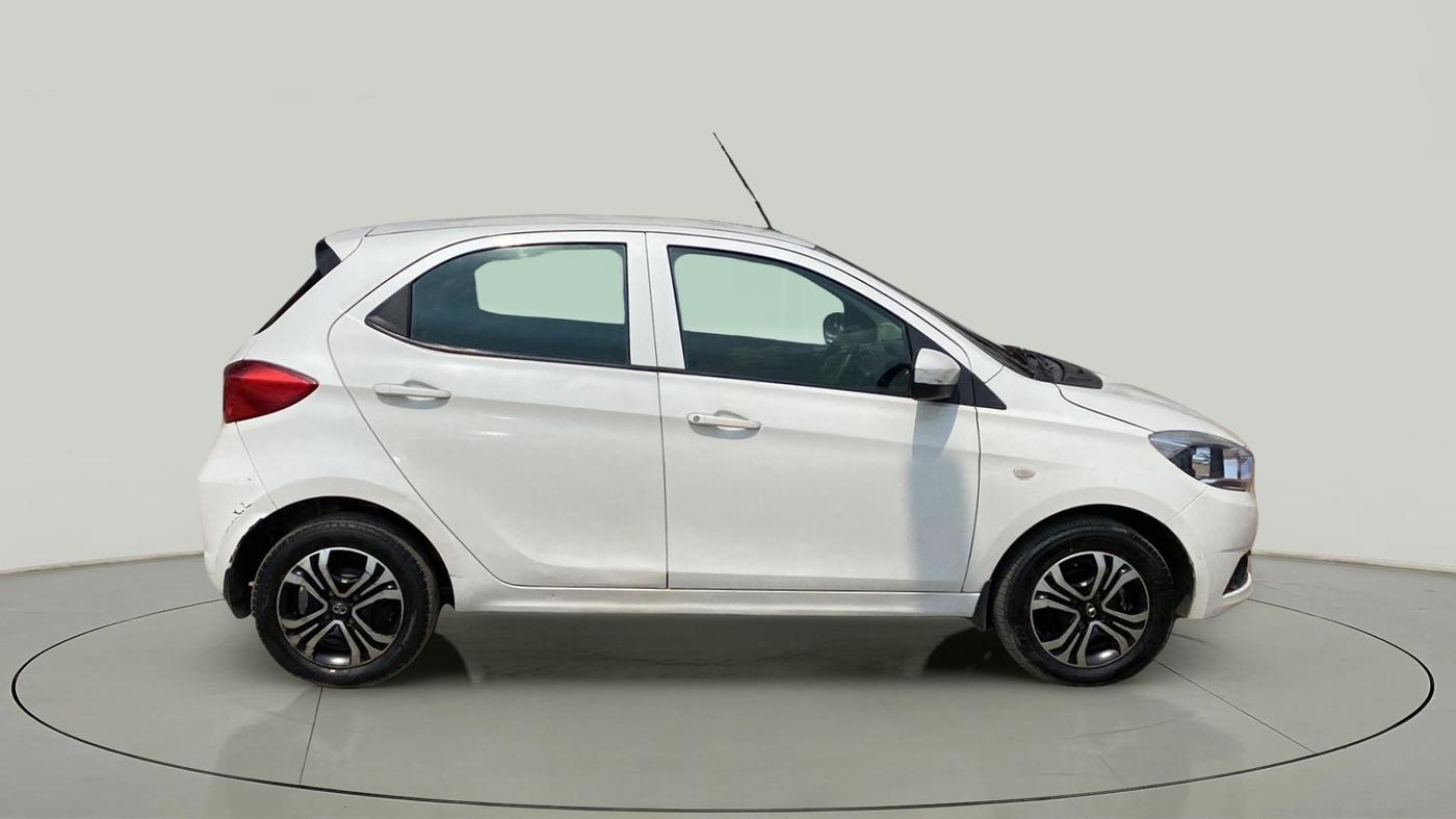 2019 Tata Tiago XZ PETROL, Petrol, Manual, 47,433 km, Right Side View