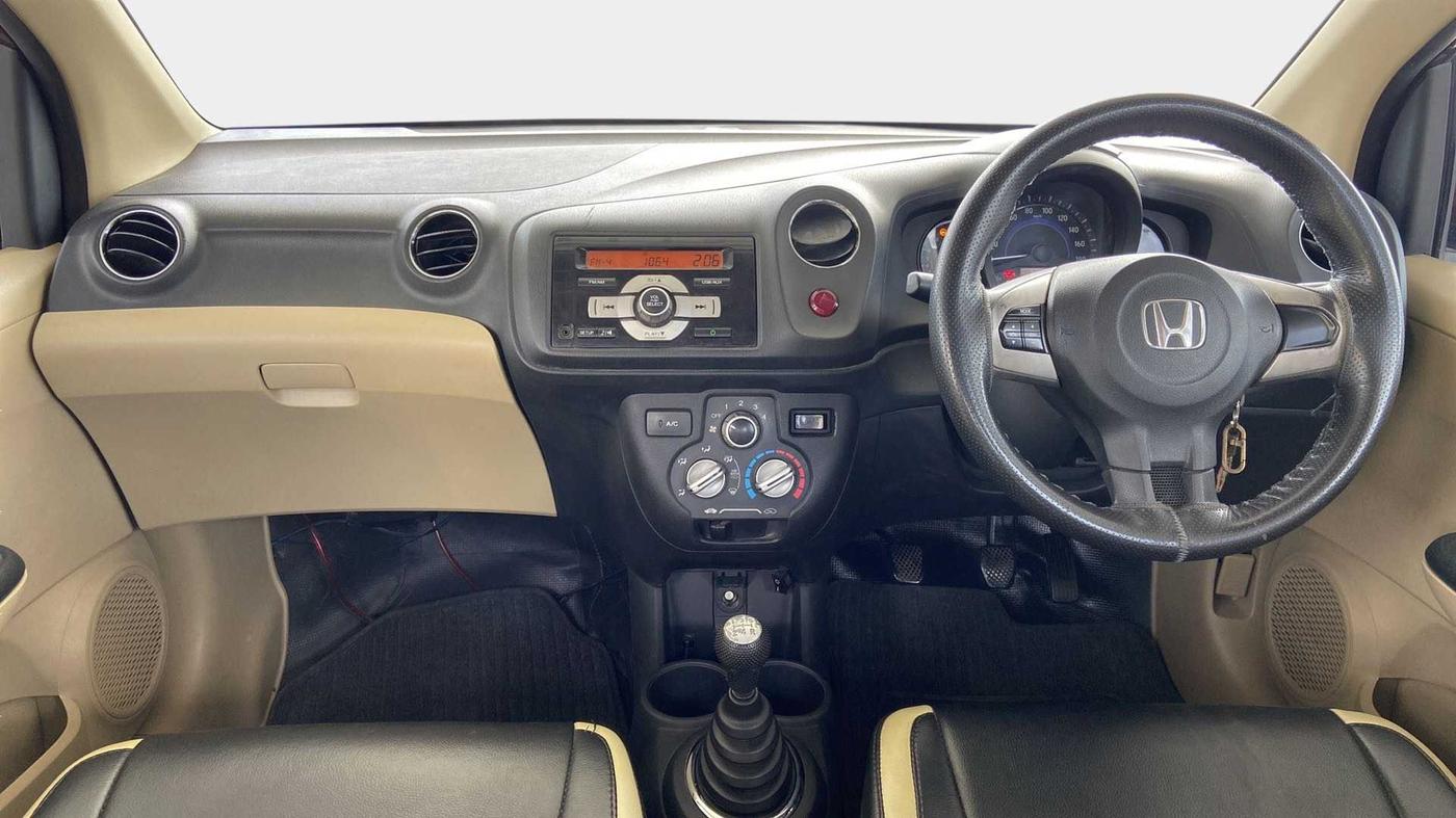 2015 Honda Amaze 1.2L I-VTEC S, Petrol, Manual, 83,609 km, Dashboard