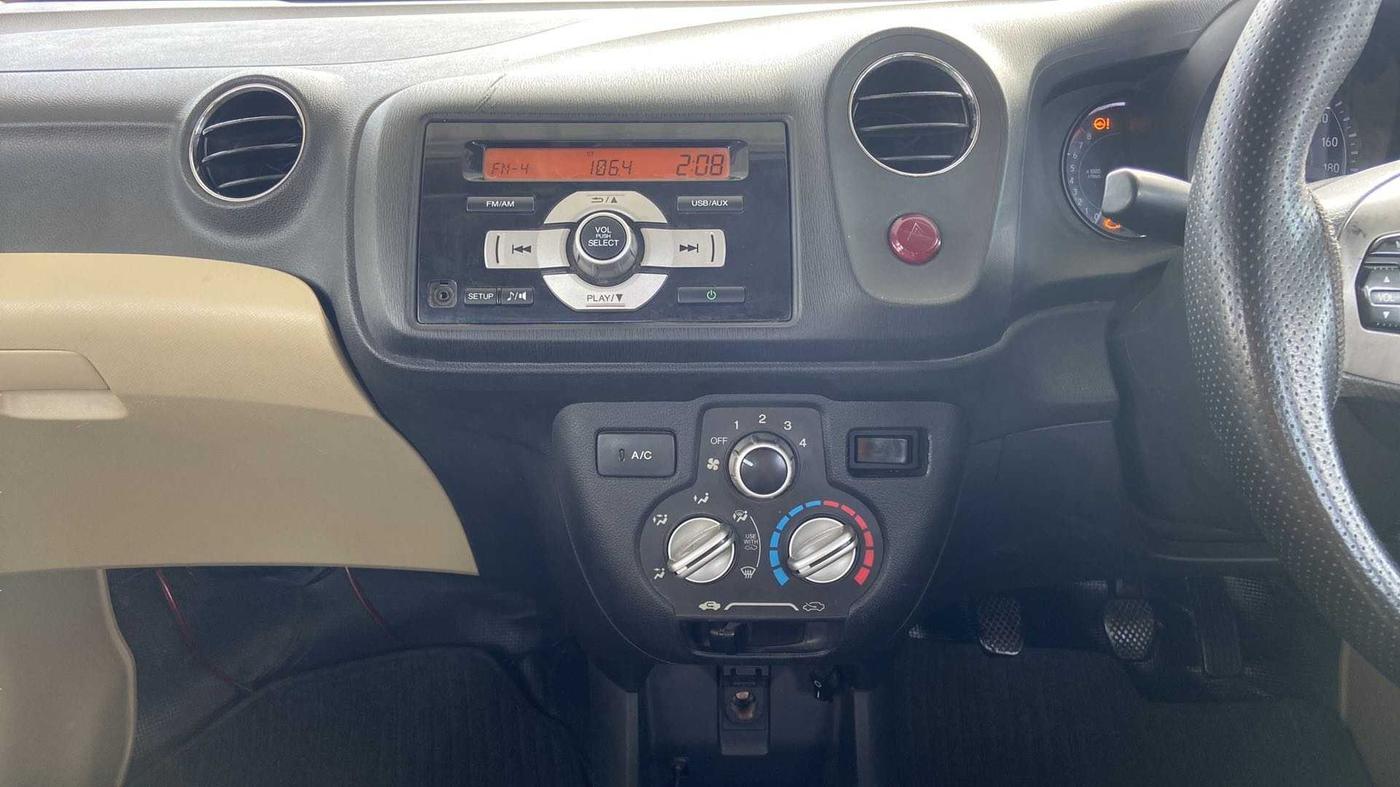 2015 Honda Amaze 1.2L I-VTEC S, Petrol, Manual, 83,609 km, Air Conditioner