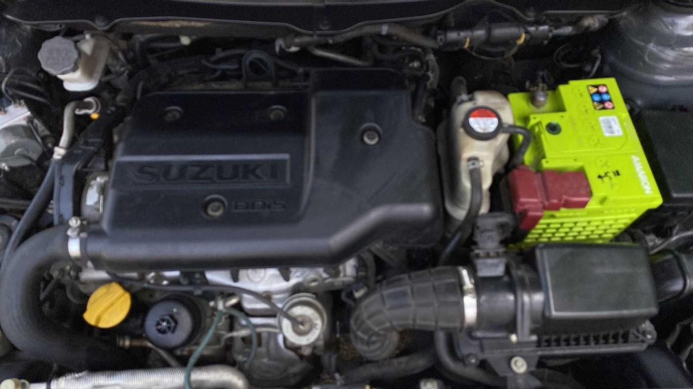 2014 Maruti Ciaz VDI +, Diesel, Manual, 71,925 km, Open Bonet
