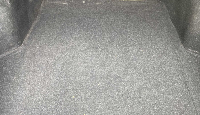 2014 Maruti Ciaz VDI +, Diesel, Manual, 71,925 km, Boot Inside