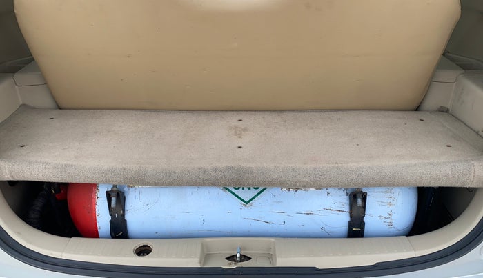 2015 Maruti Ertiga VXI CNG, CNG, Manual, 35,000 km, Boot Inside