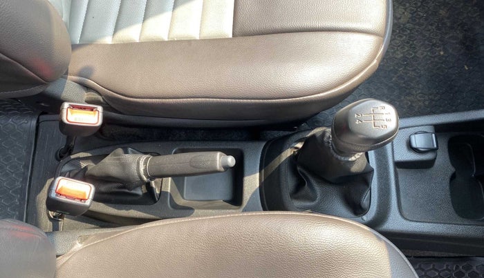 2018 Renault Kwid RXL, Petrol, Manual, 14,036 km, Gear Lever