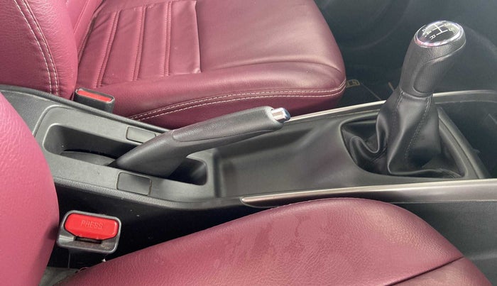 2019 Maruti Baleno DELTA PETROL 1.2, Petrol, Manual, 23,597 km, Gear Lever