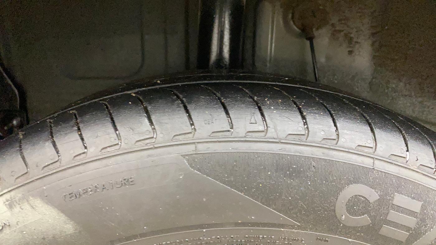 2023 Hyundai EXTER SX(O) CONNECT 1.2 AMT, Petrol, Automatic, 36,887 km, Right Rear Tyre Tread