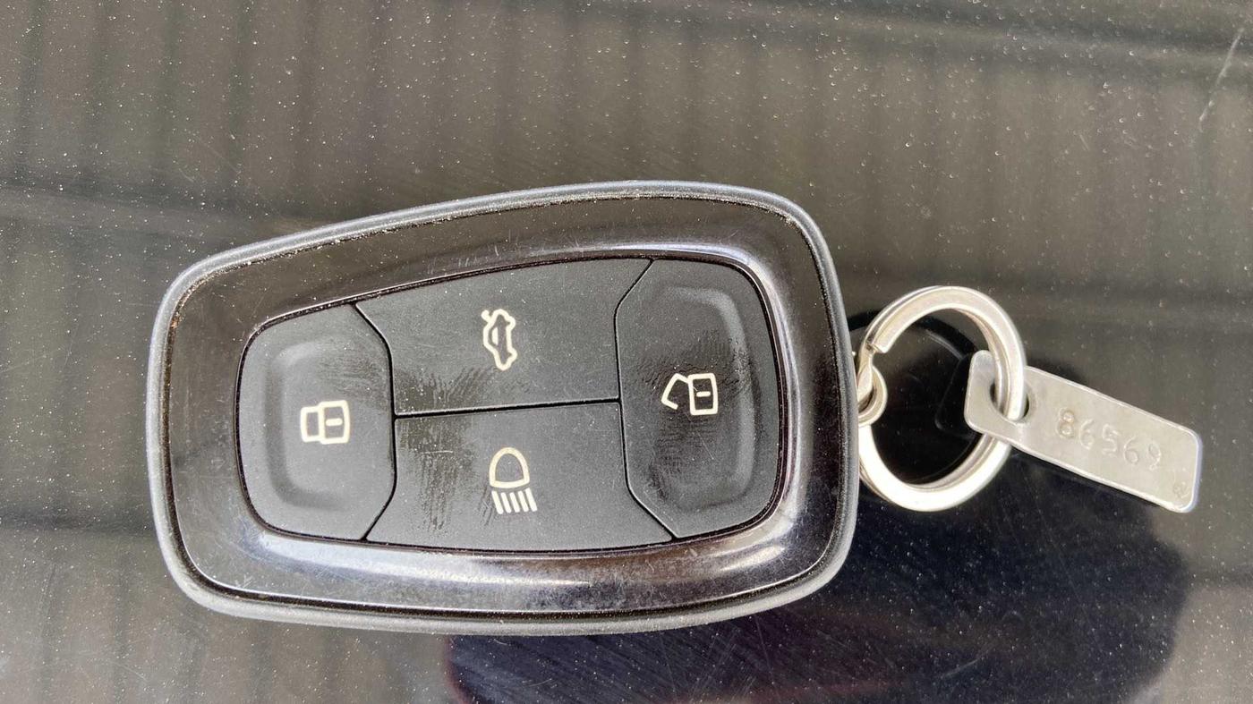 2021 Tata ALTROZ XZ PLUS PETROL DARK EDITION, Petrol, Manual, 51,321 km, Key Close Up