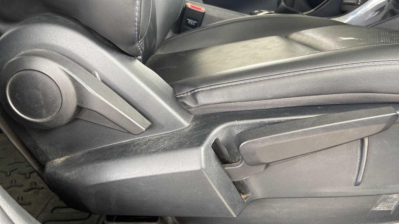 2021 Tata ALTROZ XZ PLUS PETROL DARK EDITION, Petrol, Manual, 51,321 km, Driver Side Adjustment Panel
