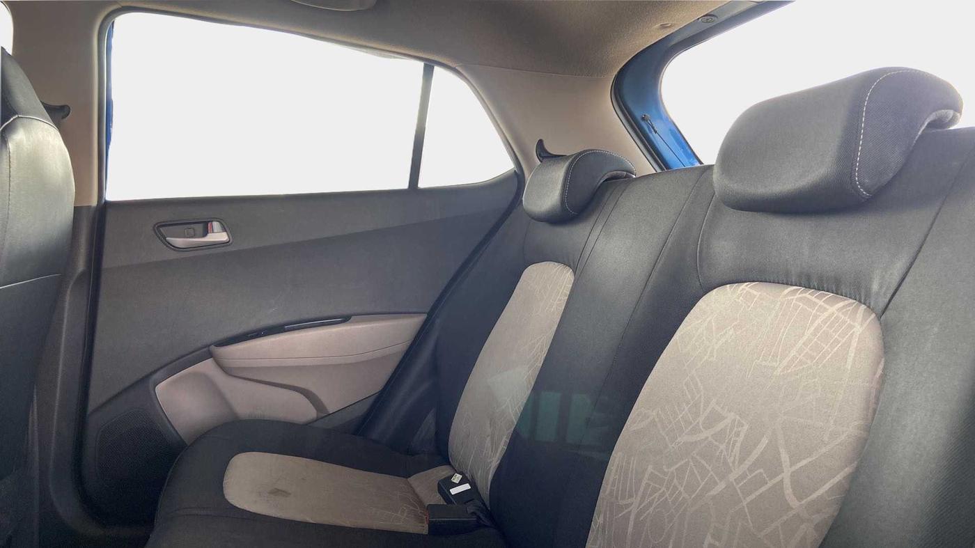2018 Hyundai Grand i10 ASTA 1.2 KAPPA VTVT, Petrol, Manual, 68,646 km, Right Side Rear Door Cabin