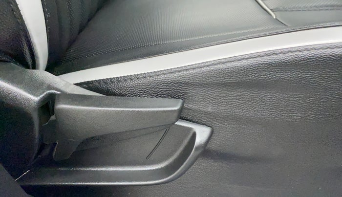2021 Maruti S PRESSO VXI (O) CNG, CNG, Manual, 18,507 km, Driver Side Adjustment Panel