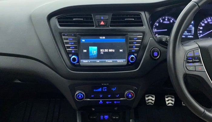 2016 Hyundai i20 Active 1.2 SX, Petrol, Manual, 27,387 km, Air Conditioner