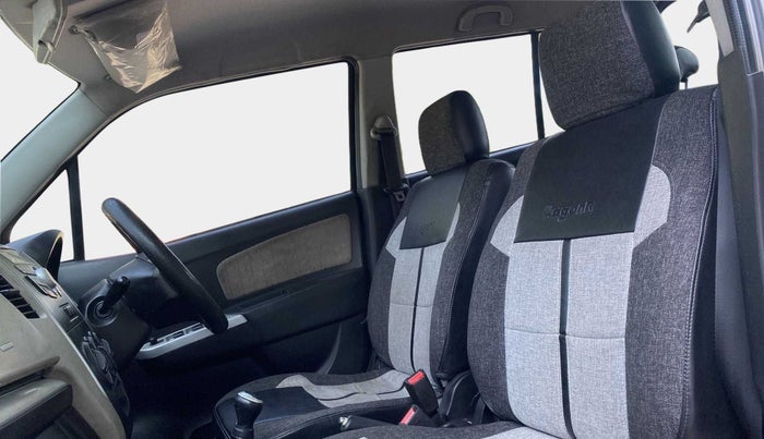 2016 Maruti Wagon R 1.0 VXI, Petrol, Manual, 91,514 km, Right Side Front Door Cabin