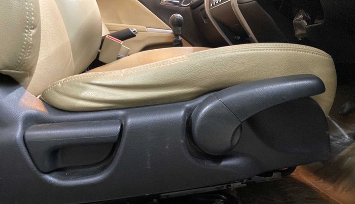 2017 Honda City 1.5L I-VTEC VX, Petrol, Manual, 37,420 km, Driver Side Adjustment Panel