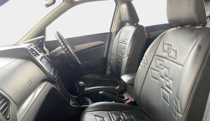 2018 Maruti Vitara Brezza ZDI PLUS, Diesel, Manual, 49,522 km, Right Side Front Door Cabin