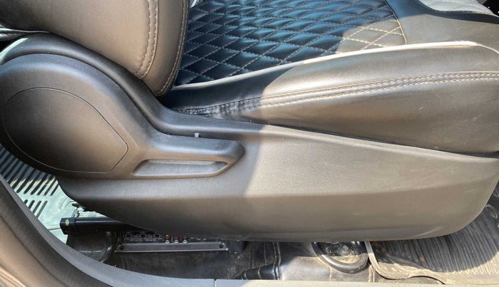 2021 Tata TIGOR XE PETROL, Petrol, Manual, 18,009 km, Driver Side Adjustment Panel