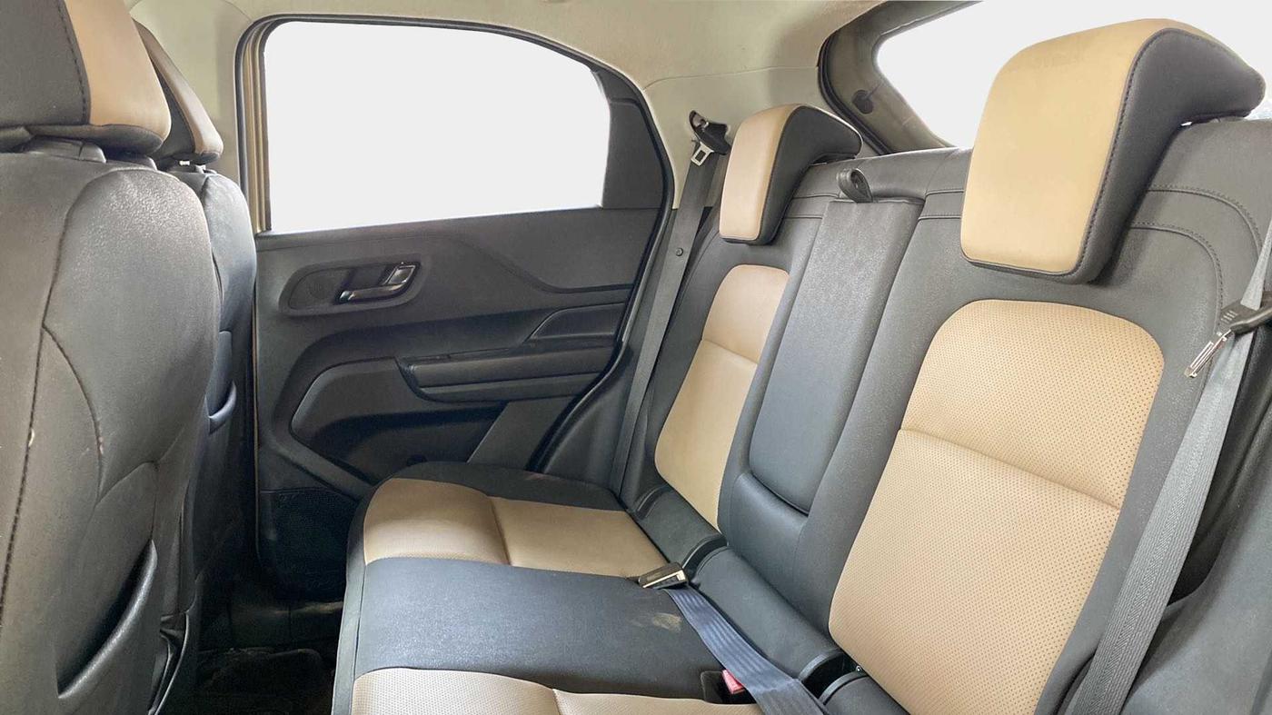 2022 Tata PUNCH CREATIVE 1.2 MT KAZIRANGA EDITION , Petrol, Manual, 15,053 km, Right Side Rear Door Cabin