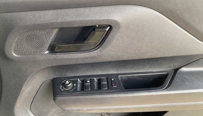 2022 Tata PUNCH CREATIVE 1.2 MT KAZIRANGA EDITION , Petrol, Manual, 15,053 km, Driver Side Door Panels Control