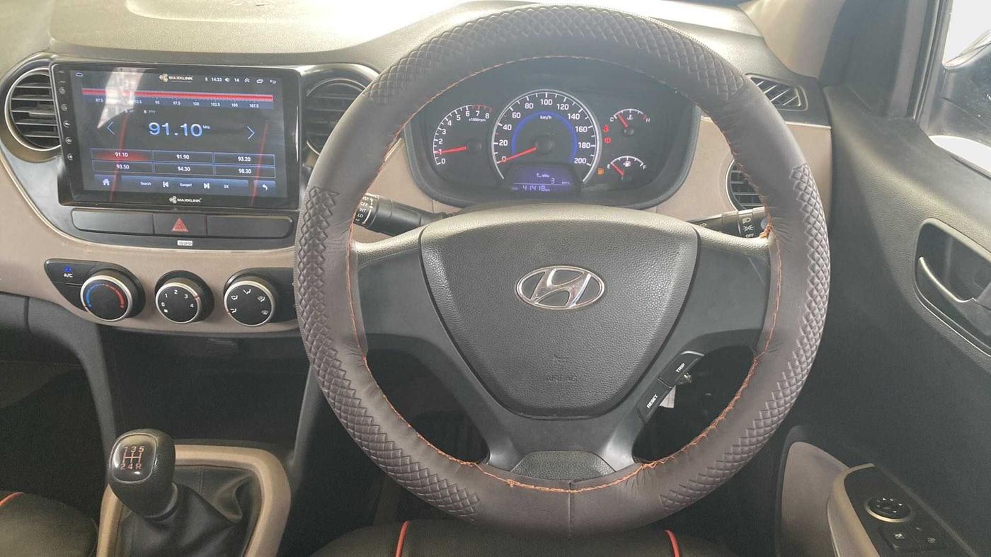 2017 Hyundai Grand i10 MAGNA 1.2 KAPPA VTVT, Petrol, Manual, 41,390 km, Steering Wheel Close Up