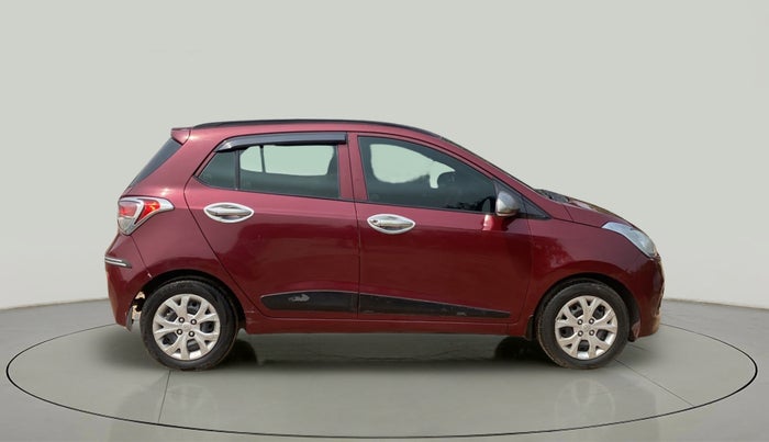 2015 Hyundai Grand i10 SPORTZ 1.2 KAPPA VTVT, Petrol, Manual, 45,164 km, Right Side View