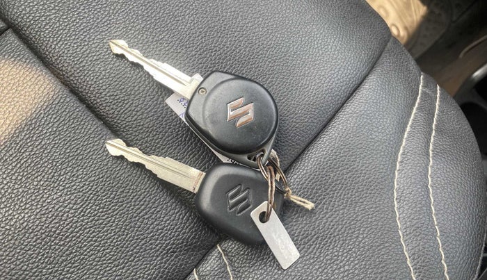 2020 Maruti S PRESSO VXI PLUS AMT, Petrol, Automatic, 26,611 km, Key Close Up