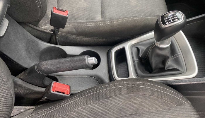 2021 Hyundai VENUE SX 1.5 CRDI, Diesel, Manual, 52,318 km, Gear Lever