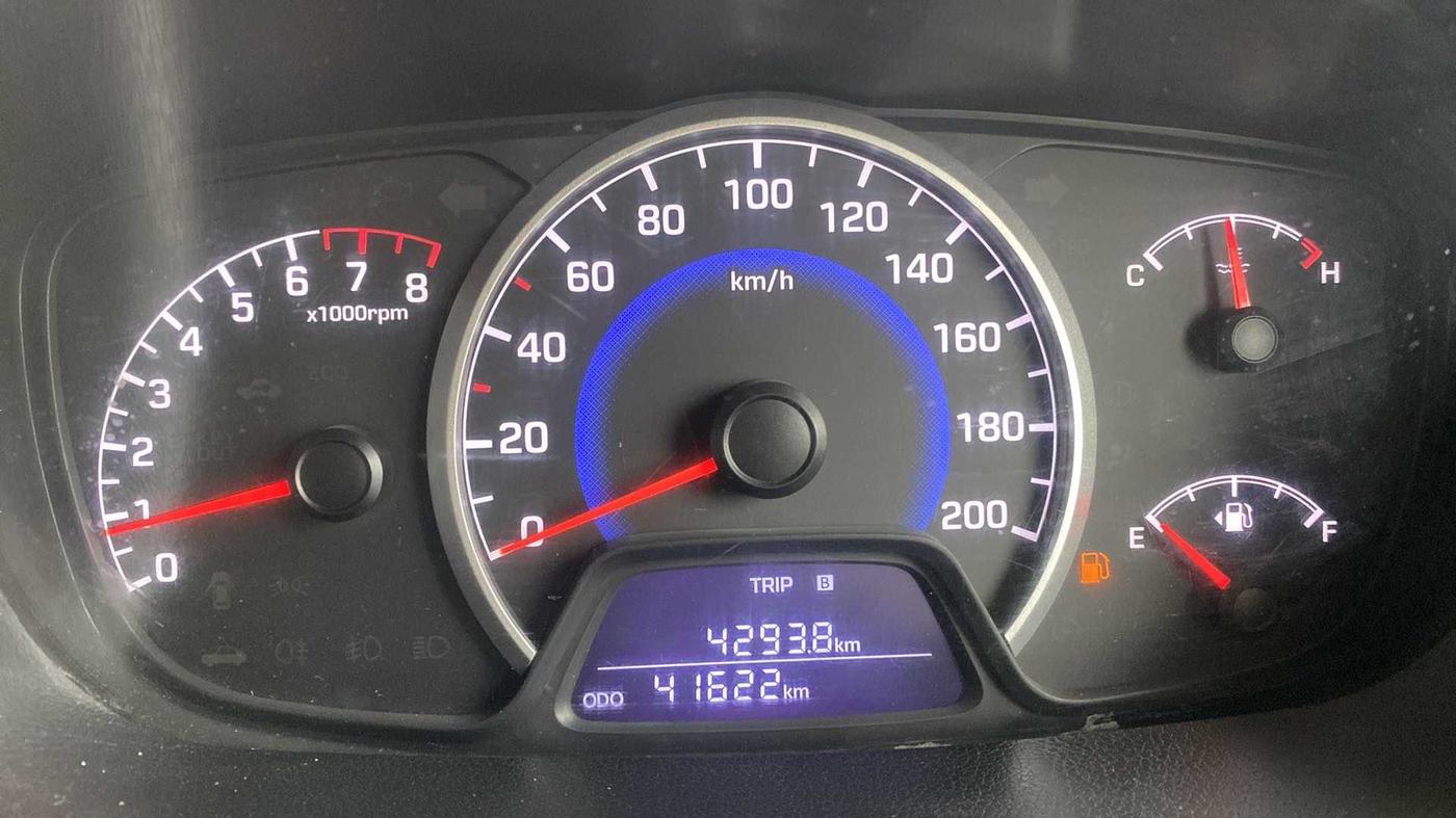 2017 Hyundai Grand i10 SPORTZ (O) 1.2 KAPPA VTVT, Petrol, Manual, 41,719 km, Odometer Image