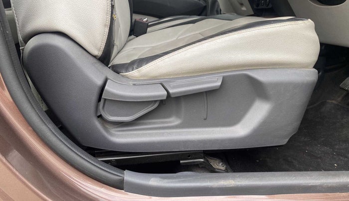 2021 Hyundai AURA SX 1.2, Petrol, Manual, 17,177 km, Driver Side Adjustment Panel