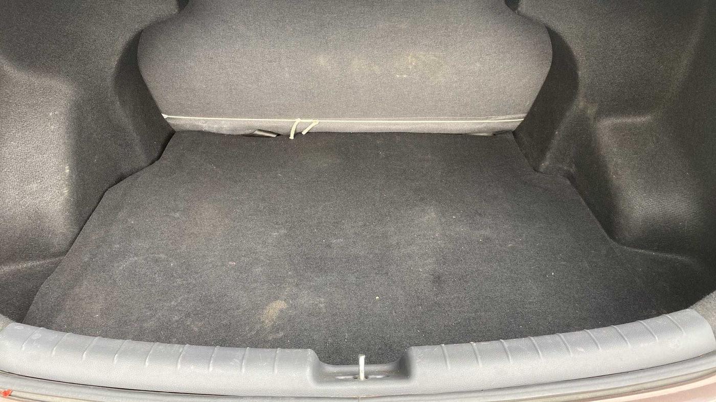 2021 Hyundai AURA SX 1.2, Petrol, Manual, 17,177 km, Boot Inside