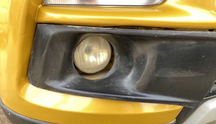 2017 Maruti Vitara Brezza ZDI PLUS DUAL TONE, Diesel, Manual, 50,685 km, Right fog light - Not working