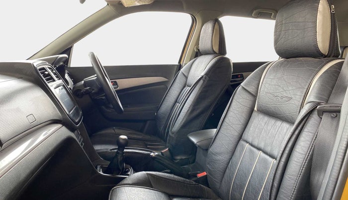 2017 Maruti Vitara Brezza ZDI PLUS DUAL TONE, Diesel, Manual, 50,685 km, Right Side Front Door Cabin