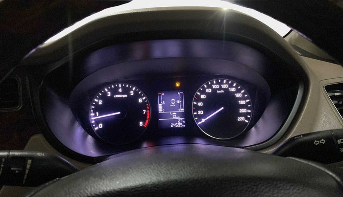 2016 Hyundai Elite i20 MAGNA 1.2, Petrol, Manual, 24,557 km, Odometer Image