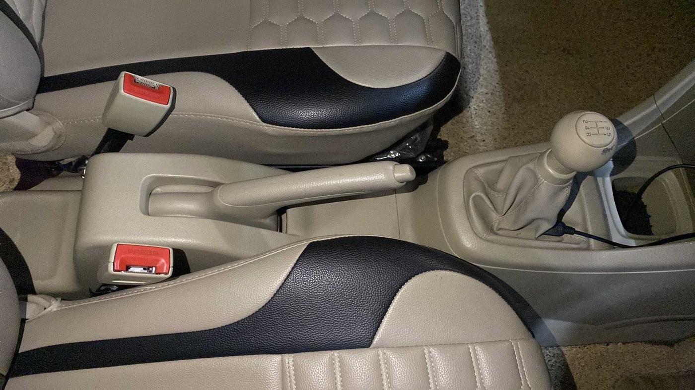 2021 Maruti Swift Dzire TOUR S-CNG, CNG, Manual, 41,628 km, Gear Lever