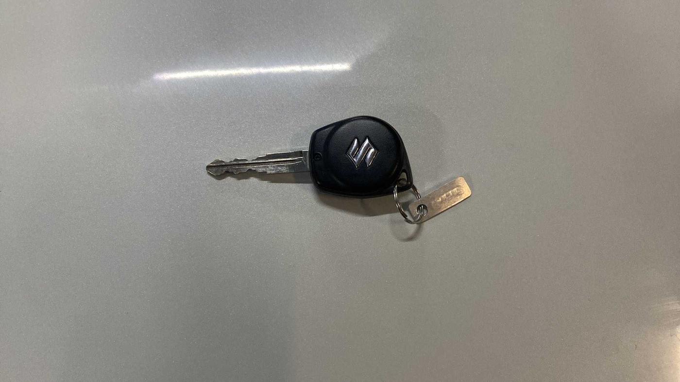 2021 Maruti Swift Dzire TOUR S-CNG, CNG, Manual, 41,628 km, Key Close Up