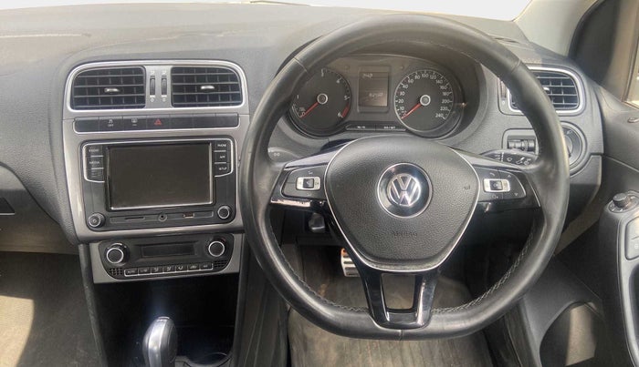 2019 Volkswagen Ameo HIGHLINE PLUS 1.5L AT 16 ALLOY, Diesel, Automatic, 21,960 km, Steering Wheel Close Up